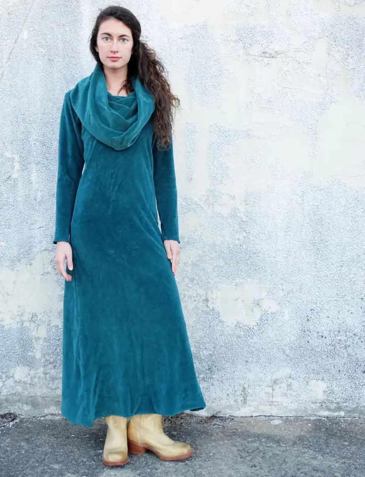 Super Cowl Simplicity Long VELOUR Dress