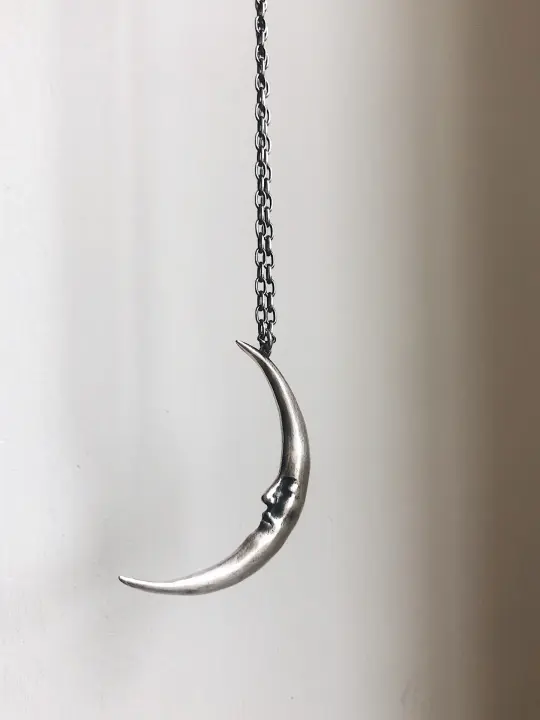 Sleeping Moon // Necklace (RTS)