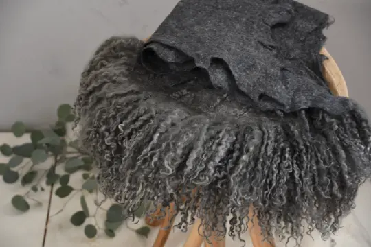Round Curly Blanket  - CHARCOAL