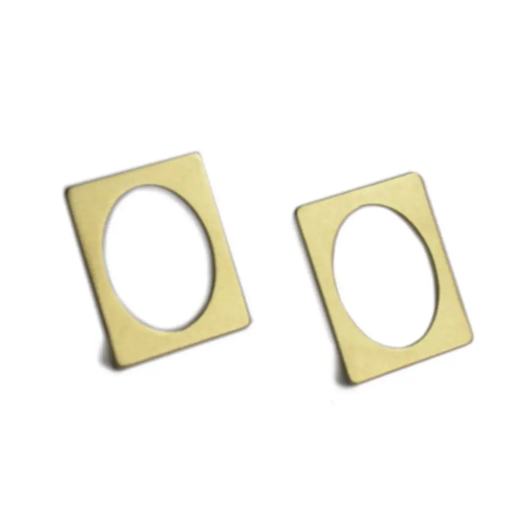 Varda Post Earrings