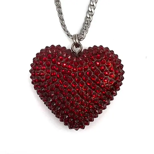 Pavéd Heart | Dark Red