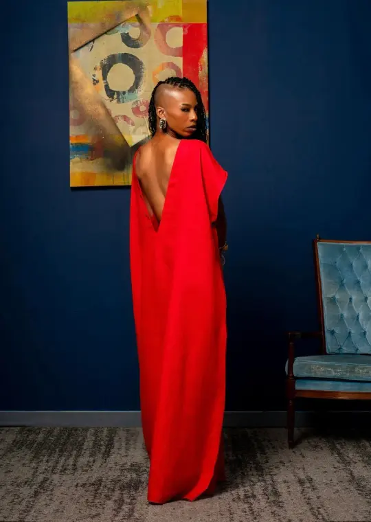 Vi in Red