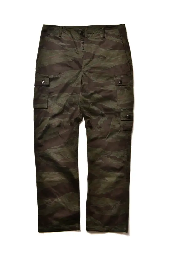 TIGER CAMOUFLAGE TROUSERS / BLACK OVER-DYE
