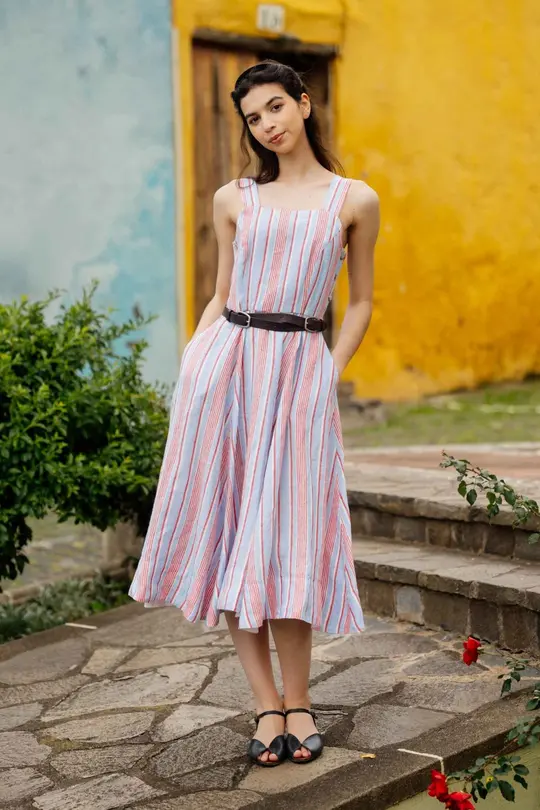 Pinafore – Sleeveless Linen Midi Dress