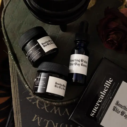 🎁 Something Wicked This Way Comes Bath Ritual Kit *Retires October 31st (100% off)
