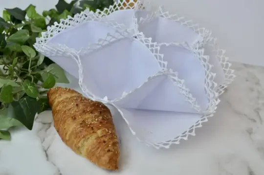 Deshilado Cotton Bread Basket Liner with Individual Pockets
