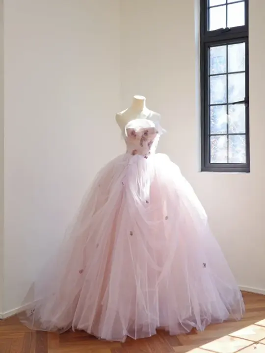 Light pink strapless, fitted waist, full skirt, long ball gown, bridal dress R8526