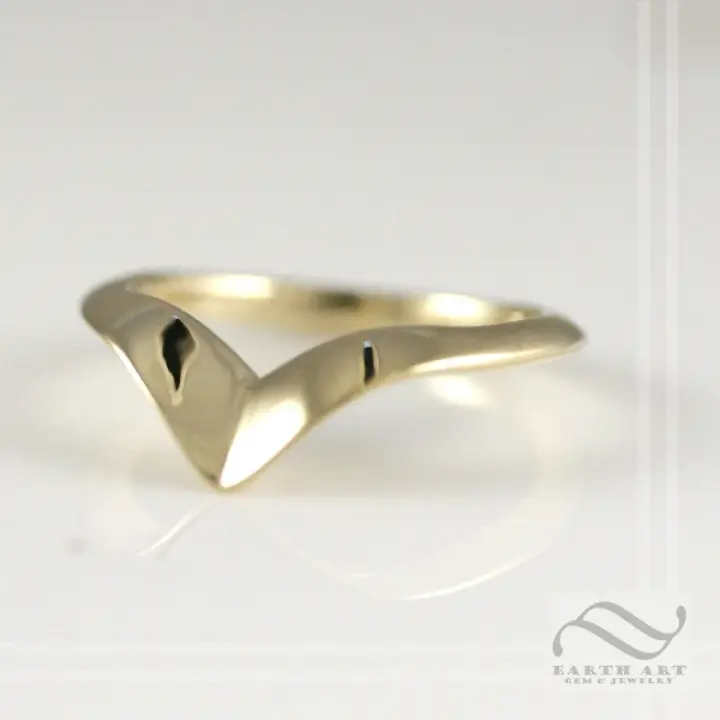 Matching wedding band to my D10 or D20 Engagement Ring
