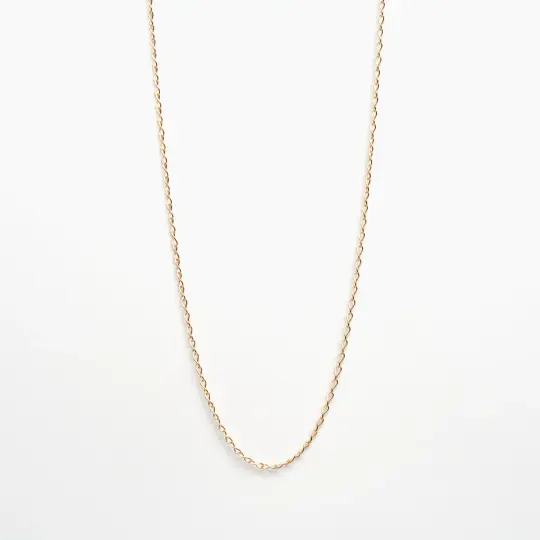 Elongated Curb Chain Necklace