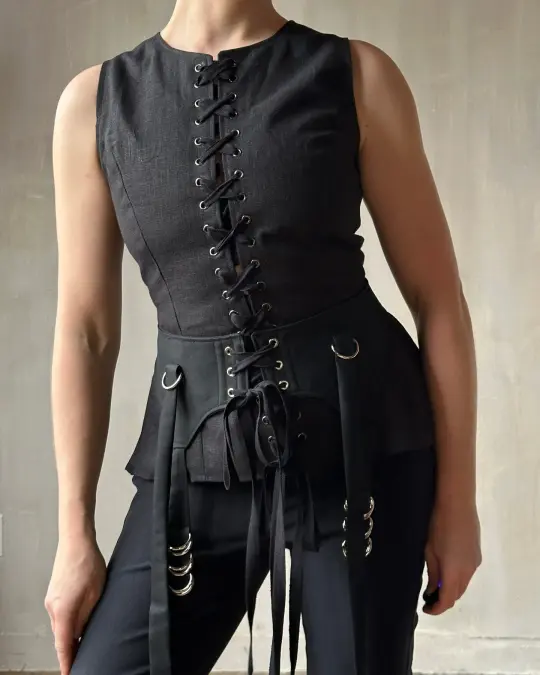 FW'24: Garter Belt for Skirts in Wool Sateen