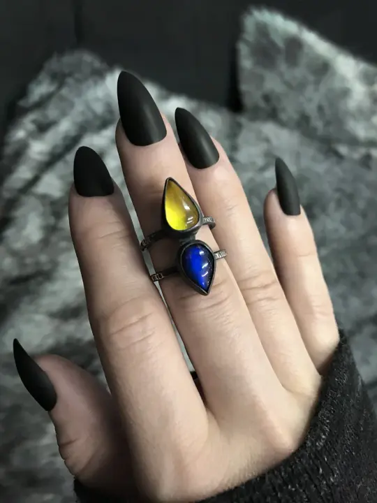 Amber and Labradorite Thorax Ring - Size 7