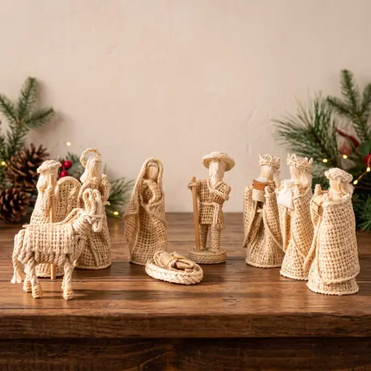 Natural Ixtle Nativity Scene (9 piece)