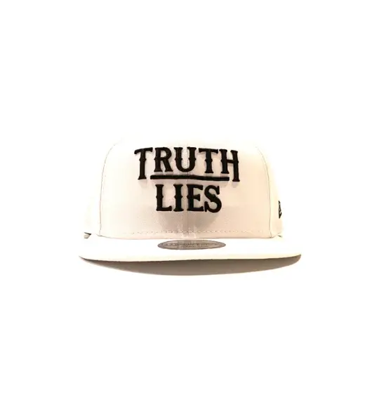 2520 X NEW ERA TRUTH OVER LIES 9FIFTY SNAPBACK - WHITE