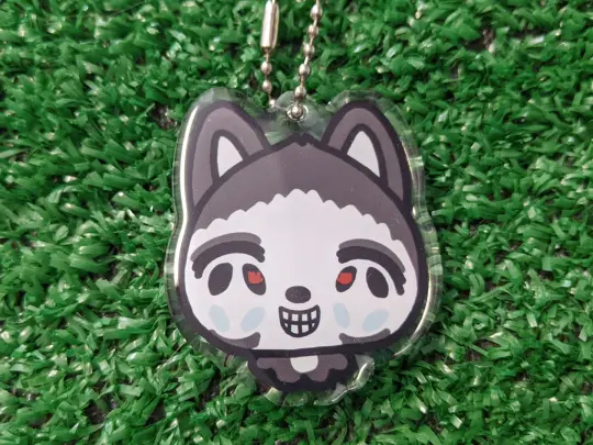 smiledog creepypasta keychain