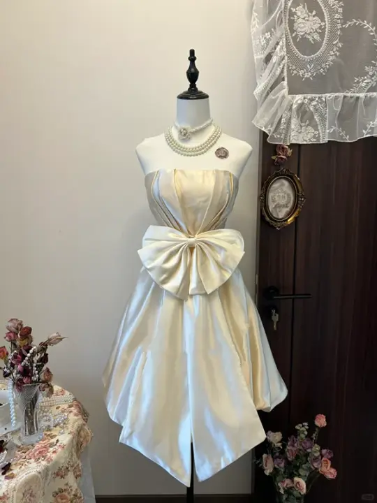 White strapless satin pleated waist slim bow design short skirt homecoming dress R4277