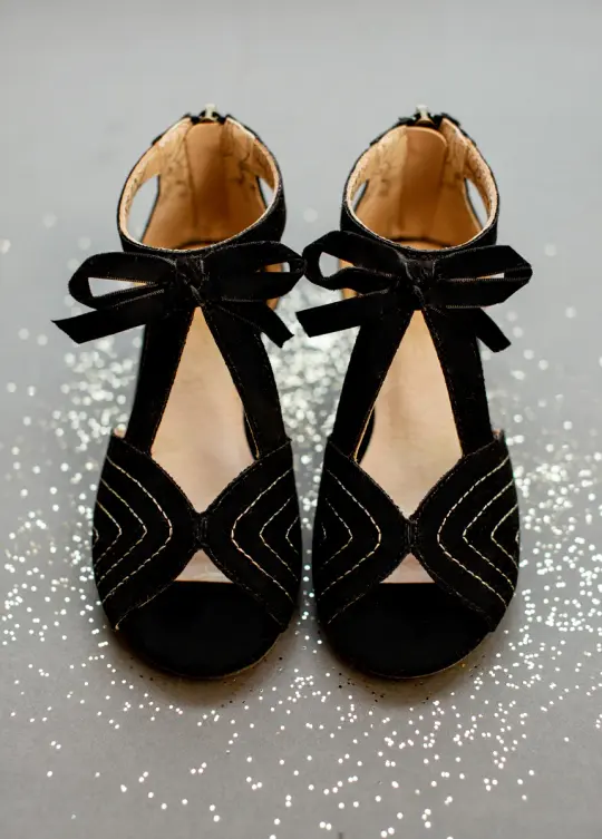 Orelia Bow Heel in Black