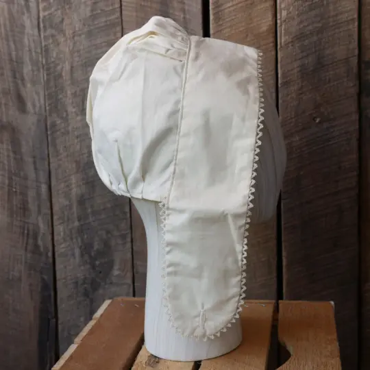 Special Girl's Off White Bonnet