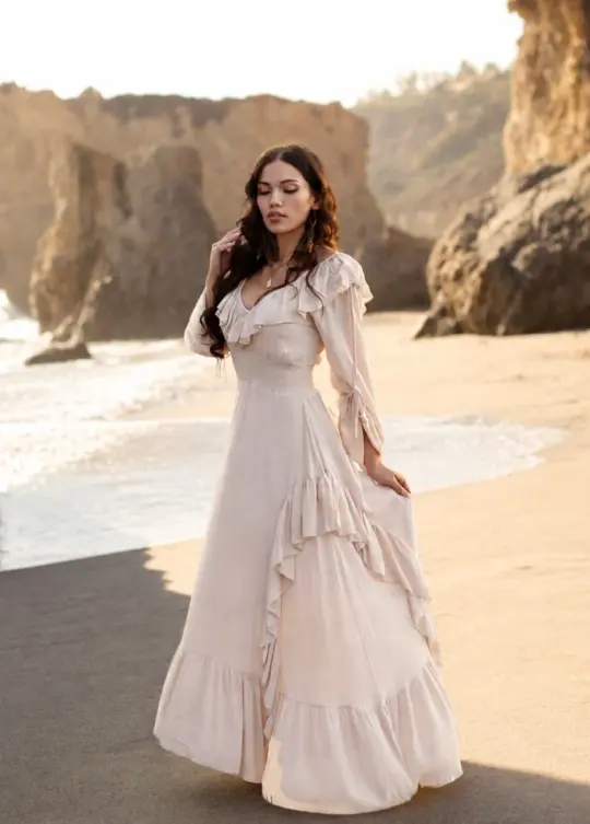 Kaleen Dress in Ecru