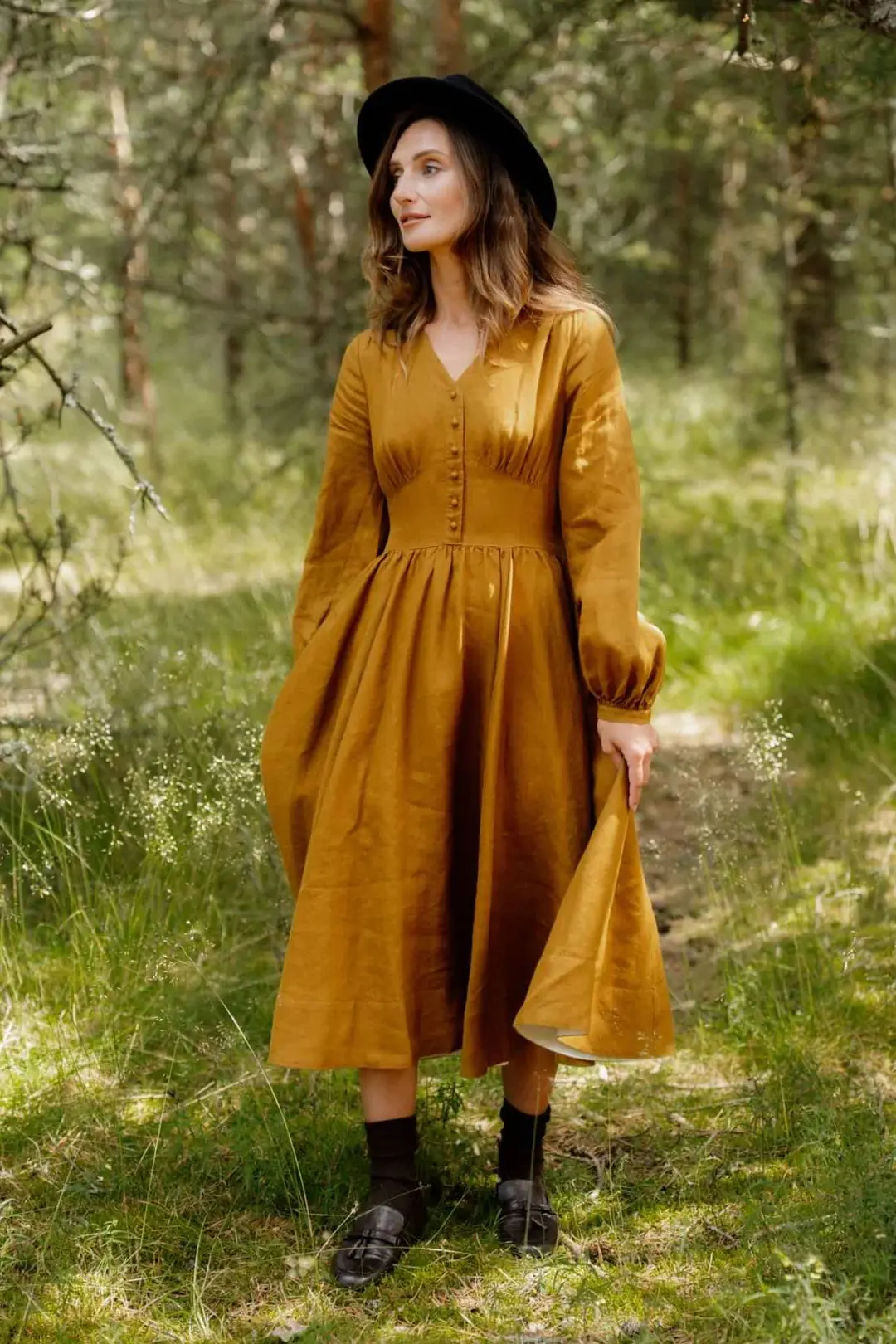 Diane – V-Neck Linen Midi Dress