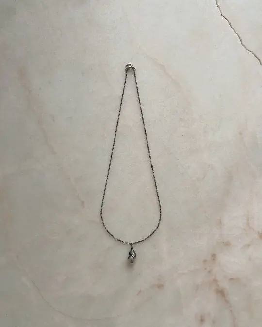 Daphne II // Small Baroque Pearl // Necklace