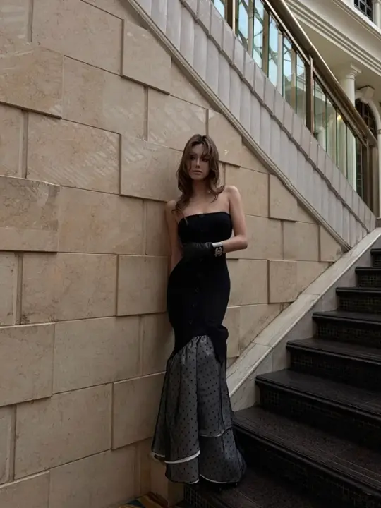 Black strapless fitted waist slim hips polka dot long sexy ball gown R8867