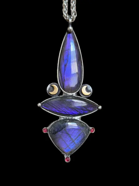 VESPER TRIPTYCH | Labradorite Necklace