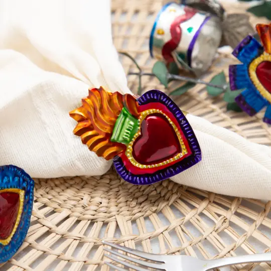Color Heart Tin Art Milagro Napkin Ring