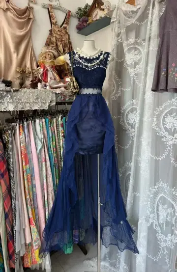Blue sleeveless fitted waist long ball gown R7518