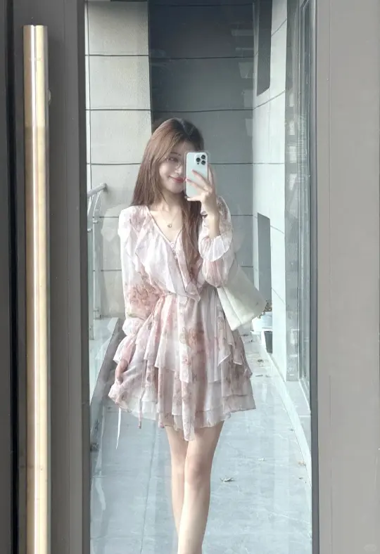 Chiffon Watercolor Print Long Sleeve A-Line Dress R9104