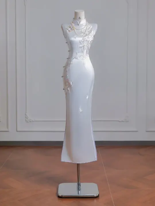 White Chinese-style cheongsam, fitted waist, elegant ball gown/bridal dress R8233