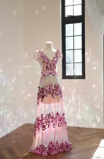 Pinkish-purple V-neck sequined fitted long ball gown, bridal dress R8554