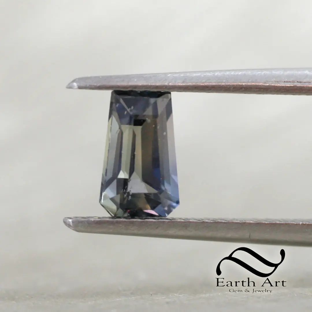 Unheated Tanzania Sapphire 1.18ct natural parti sapphire