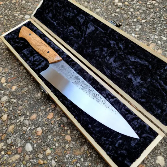 8-inch Chef - Pecan