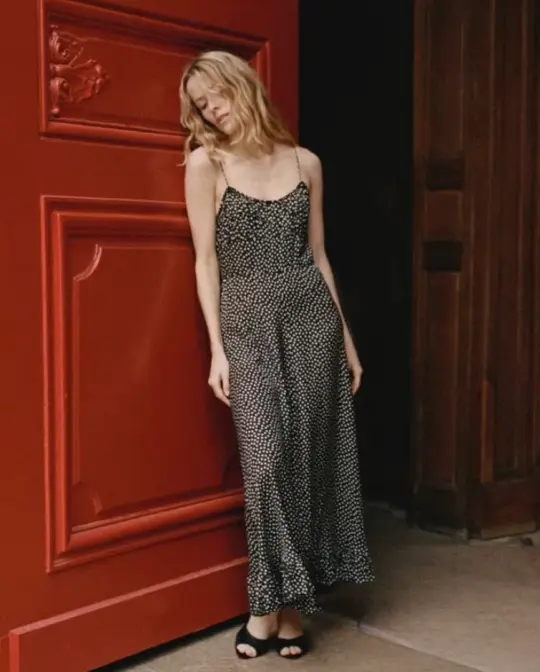 Dress French retro style black polka dot slim fit long suspender skirt R2926