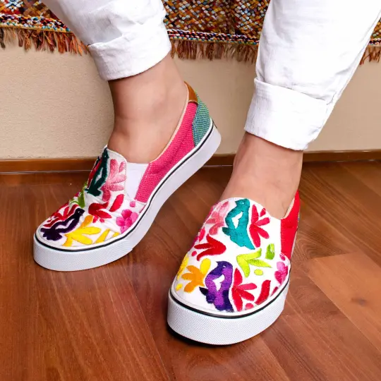 Multicolor Jalapa Embroidered Sneakers