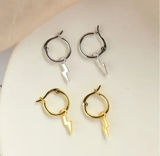 Classic Lightning Bolt Hoop Earrings (Silver 925)