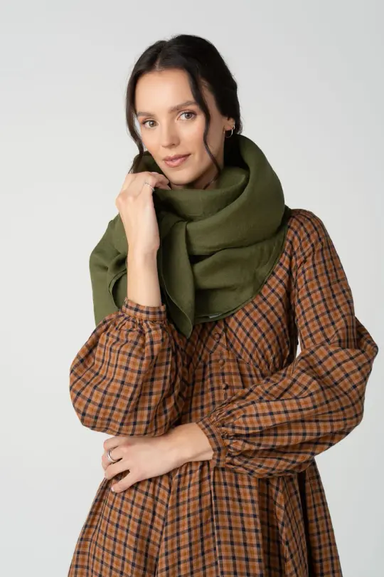 Palisandra – Linen Square Scarf