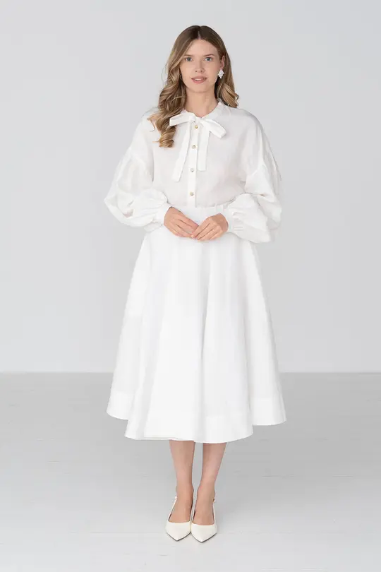 Clementine – Linen Shirt with Bow-Tie Collar