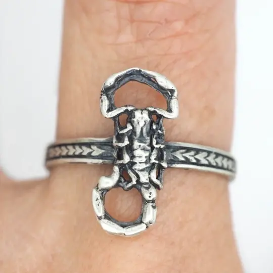 Scorpion Stacker