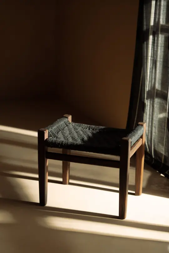 Nirvana Stool