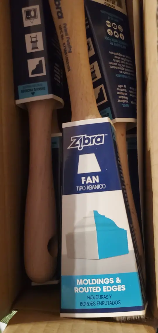 Zibra Fan Brush