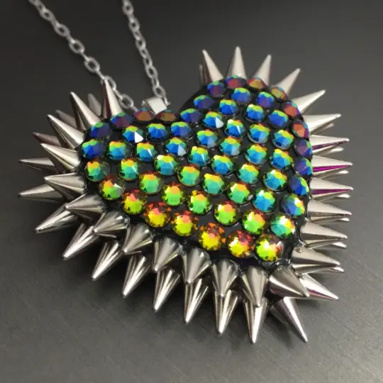 Classic Spiked & Paved Heart Necklace | Vitrail