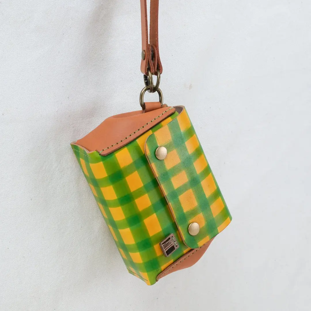 Paint Little Purse Hang green and yellow grid + tan