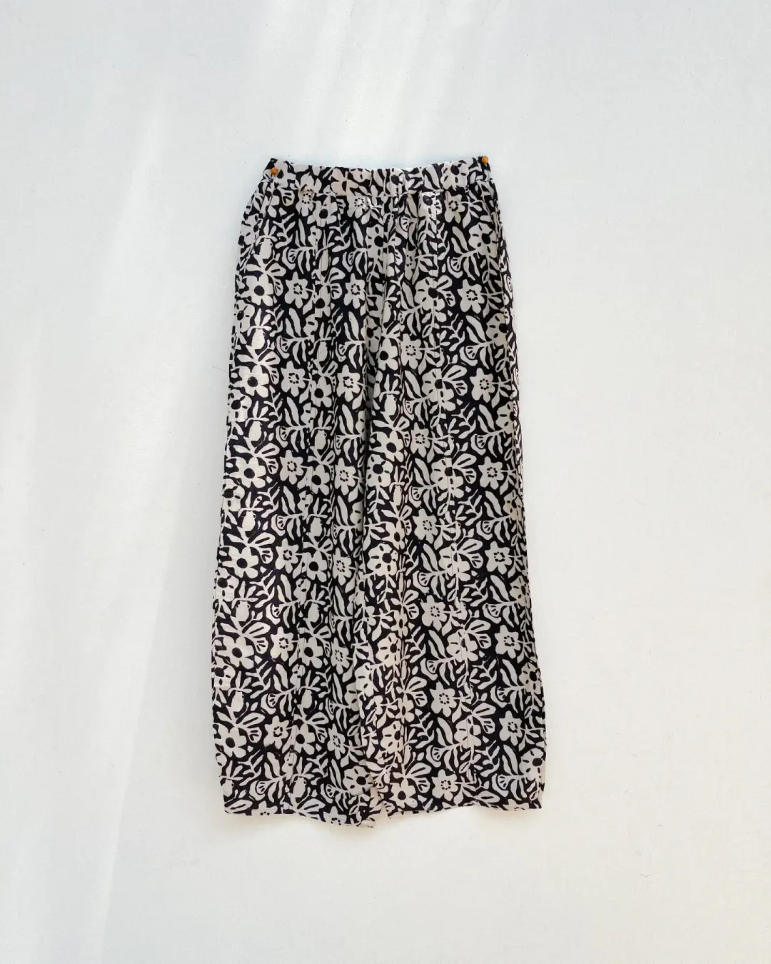 Silky Palace Pants in the Garden Block-print