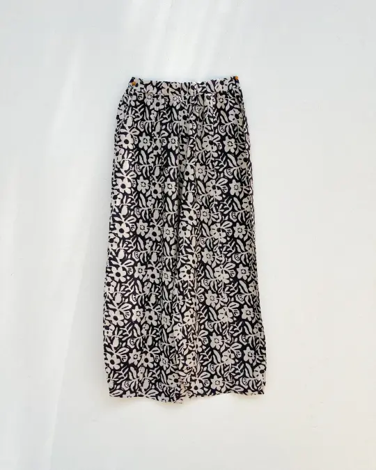 Silky Palace Pants in the Garden Block-print