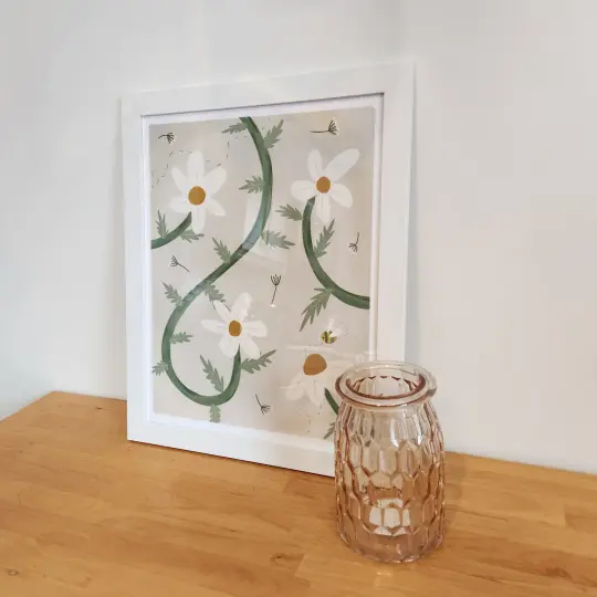 Buzzing Bee Floral Print