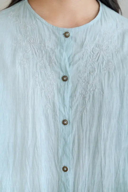 EVERYDAY - EMBROIDERED LIGHT INDIGO