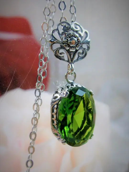 Peridot Pendant, Edwardian Jewelry #P70