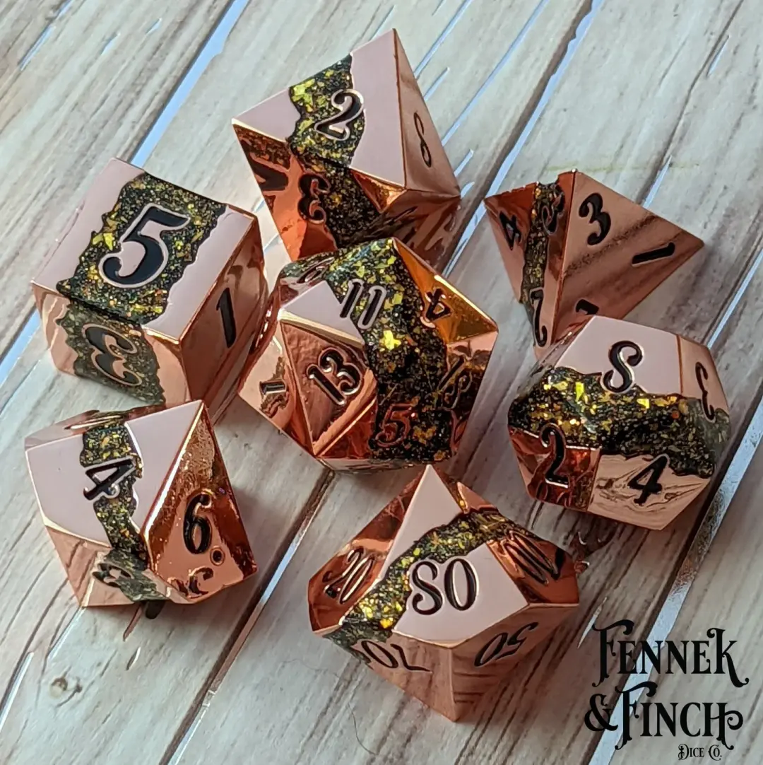 Fissure Metal Dice Set – 7-Piece Copper Green Gold Glitter Stripe DnD Dice