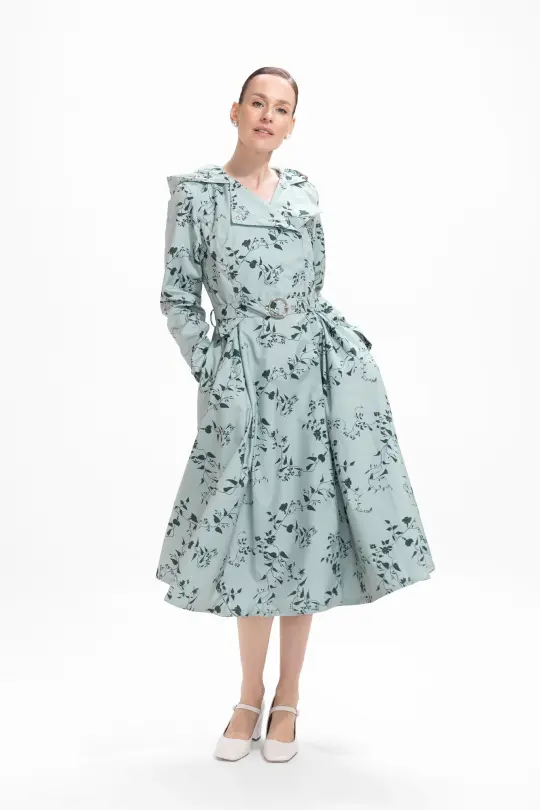 Double Breasted Trench Coat for Spring in Light Green | Minty Meadow